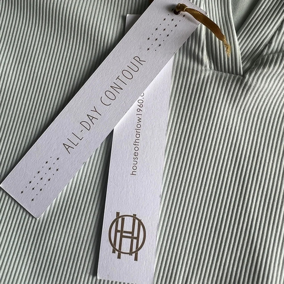 House of Harlow Sage Green Collared Long Sleeve Ribbed Bodysuit NWT Size M - Picture 4 of 7